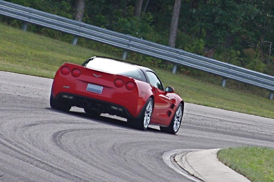  Chevrolet Covette ZR1 on Track 2009 года  (фото 42 из 65)